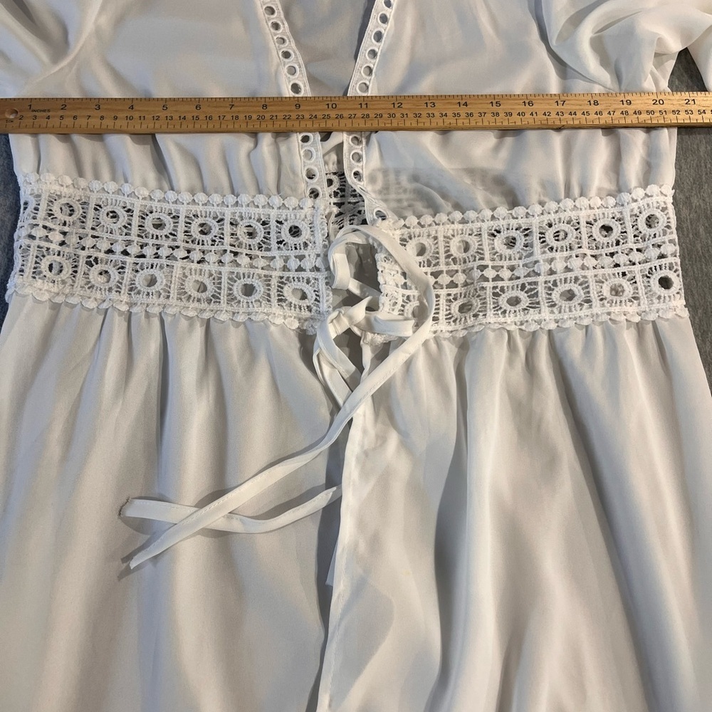 Source Unknown White Elegant Sheer Robe - Picture 5 of 6